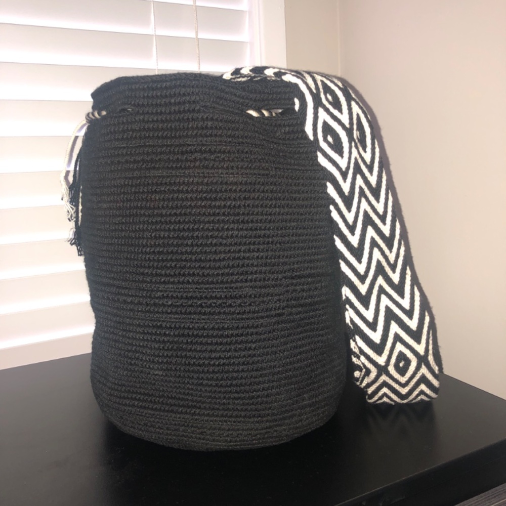 Wayuu bag/ New collection 🤩/ Handmade women's bag/ Native girl/ Size L. - Picture 2 of 6